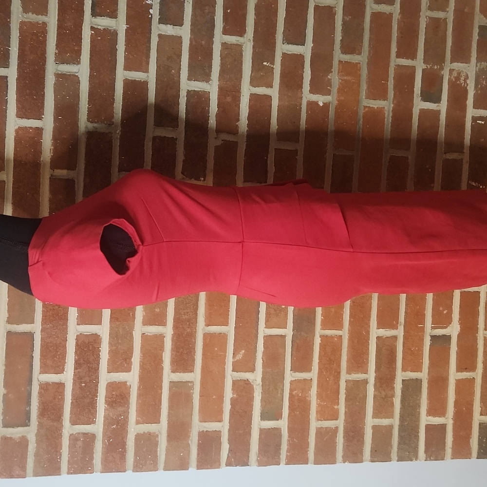 love.. ady red dress, size small - Picture 3 of 5
